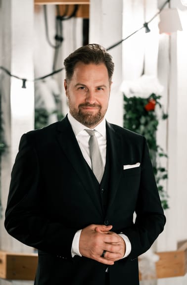 Kyösti Mäkimattila Tonttuorkestereineen