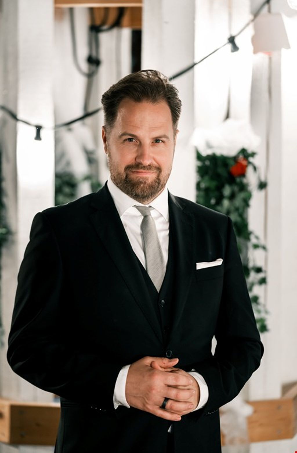 Kyösti Mäkimattila Tonttuorkestereineen