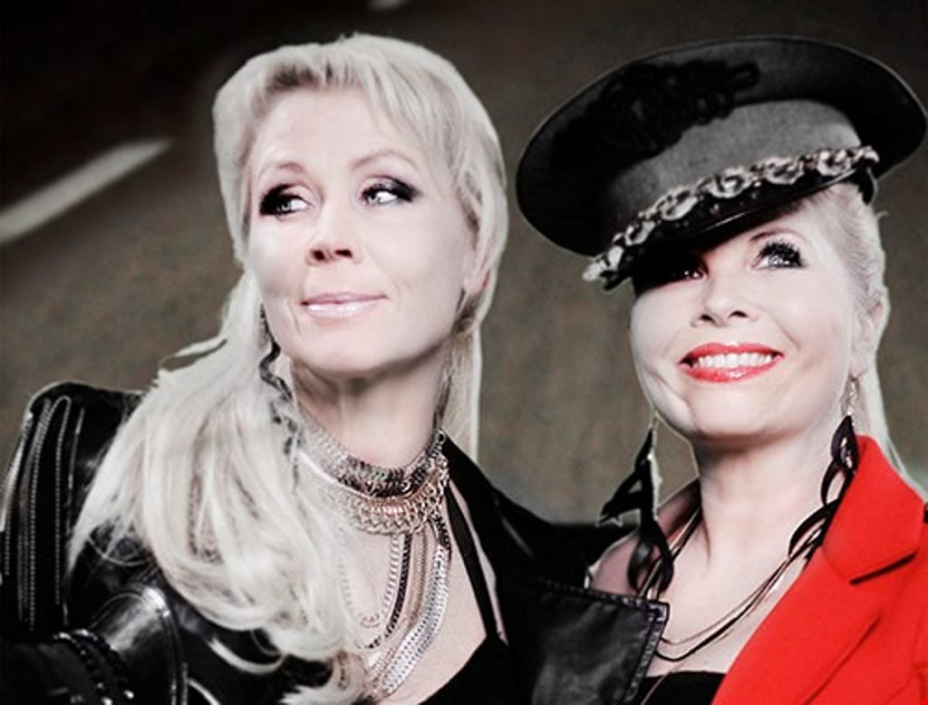 Lili & Susie